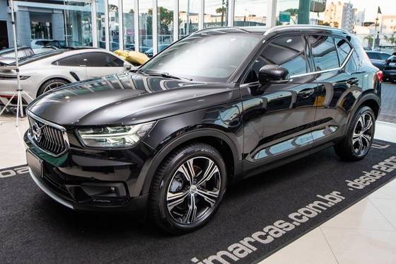 VOLVO XC40 1.5 T5 RECHARGE INSCRIPTION GEARTRONIC